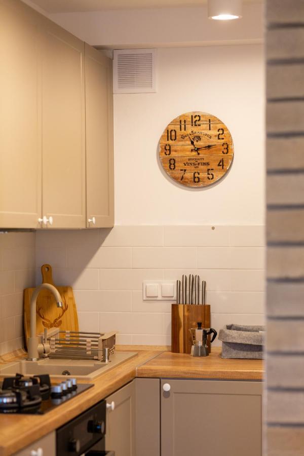 City Center Graniczna By Renters Apartment Warsaw