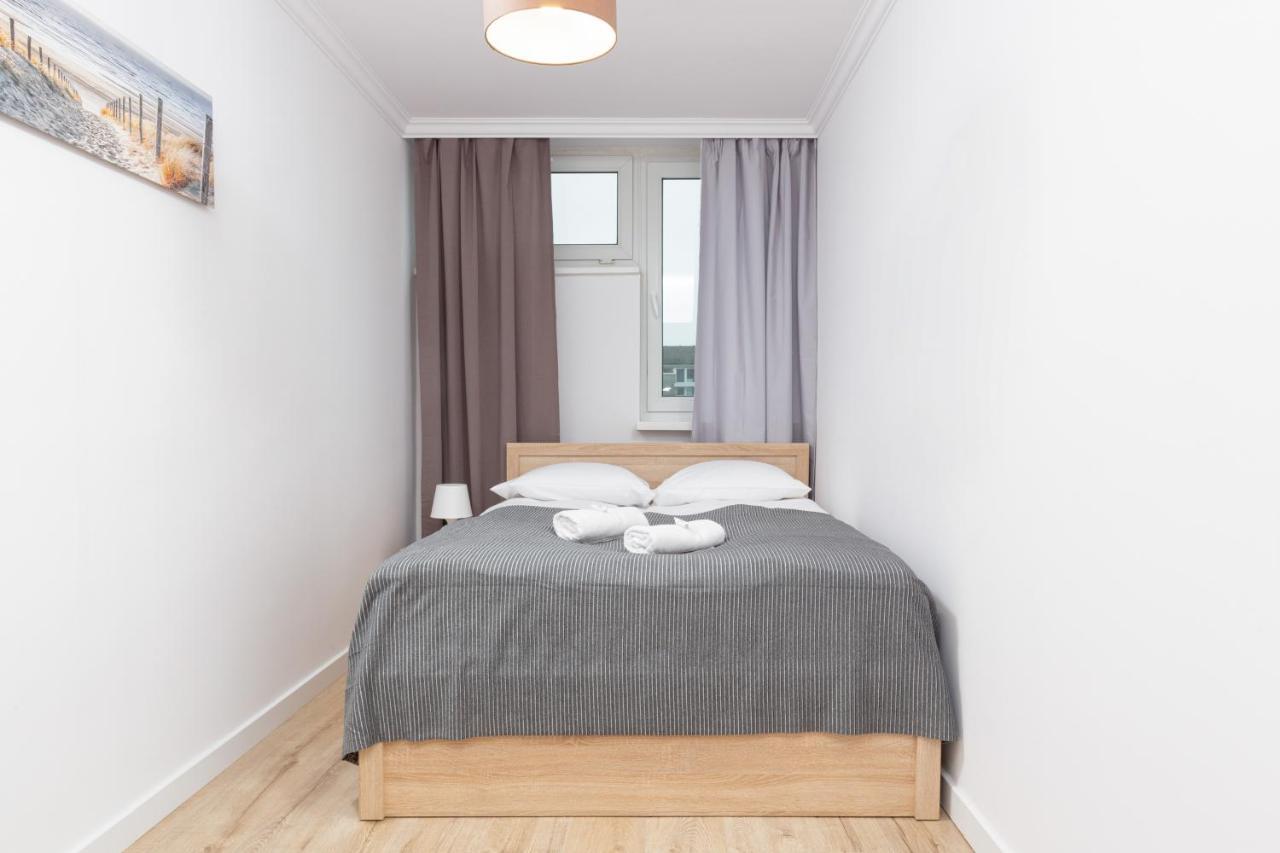City Center Graniczna By Renters Apartment *